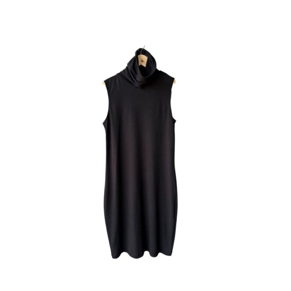 Old Navy Dress Black Sleeveless Turtleneck Shift Knit Minimalist LBD Size XS